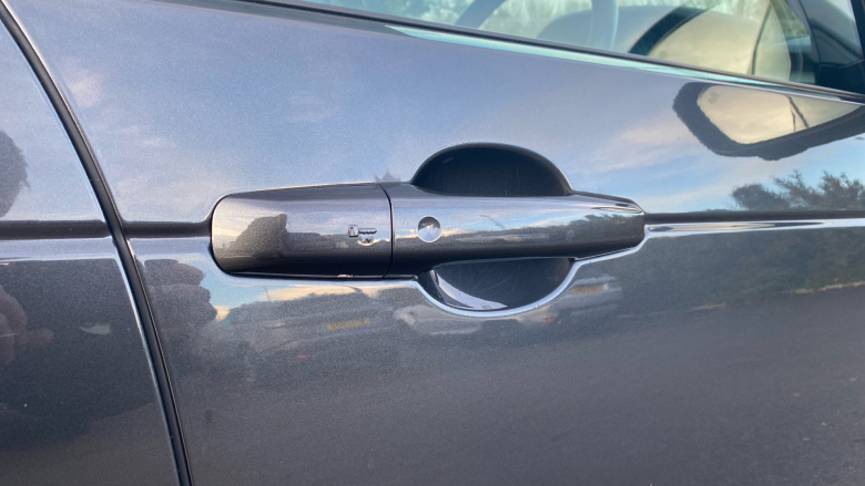 Land Rover Discovery Diesel 3.0 D300 R-Dynamic SE Commercial Auto